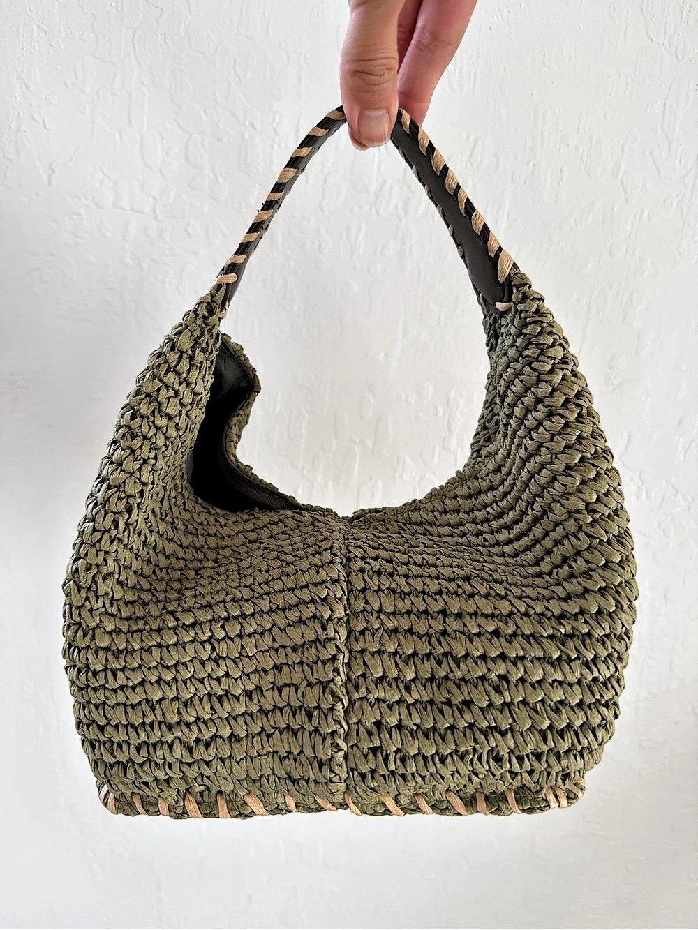 Zara Woven Bag in Green with adjustable strap